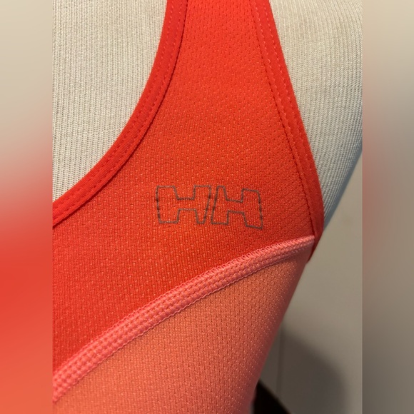 Helly Hansen NWT Pace Singlet activewear/Running top.,orange, UPF 30+. Size XS. - Picture 6 of 8